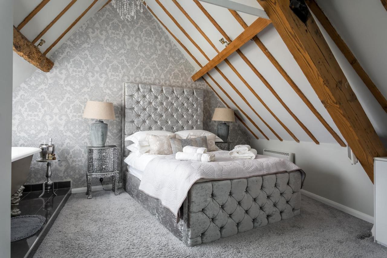 The Loft: Unique, Romantic, Grade II Listed, Dog Friendly Stow-on-the-Wold Kültér fotó